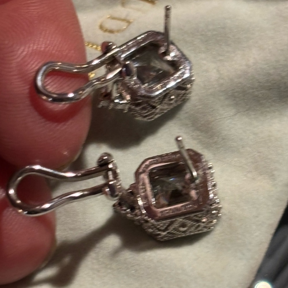 Judith Ripka crystal earrings - Picture 5 of 9